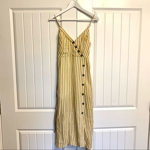 Button down midi dress in yellow stripe ✨